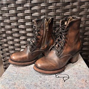 Womens Brown Black Lace-Up Leather Boots with Side Zipper